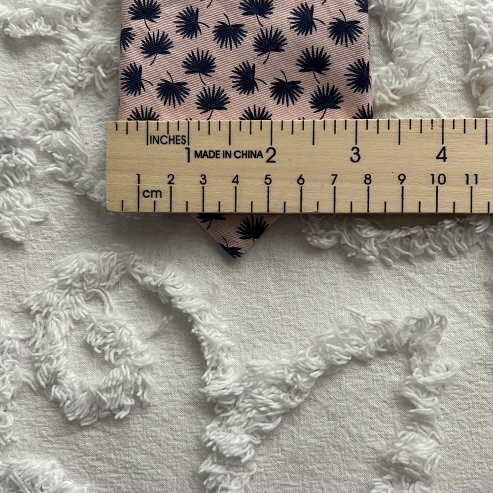 Boss patterned cotton tie, pink and dark blue. - Picture 5 of 5